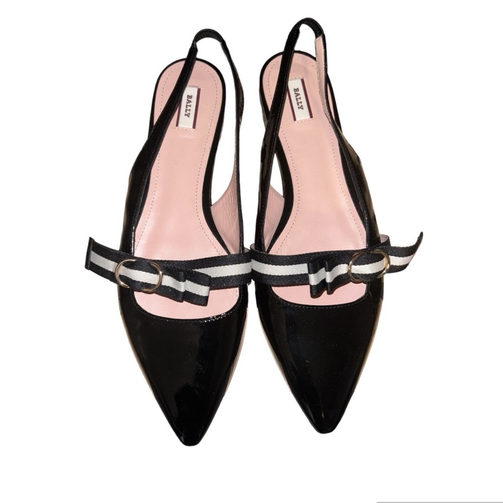 Bally sling back patent leather flats/Size 40